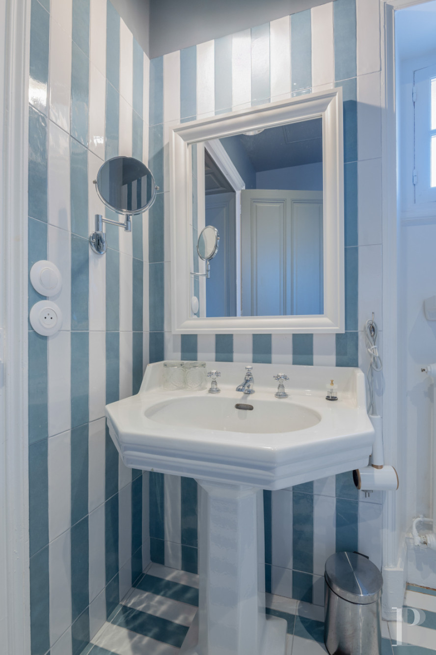 Dans les Vosges, à l'intérieur du parc thermal de Vittel, une singulière villa anglo-normande du début du 20e siècle - photo  n°16